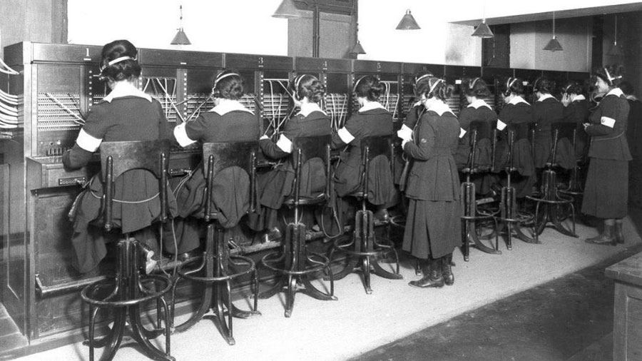 Opportunities for Women in Wireless Telegraphy during World War One
