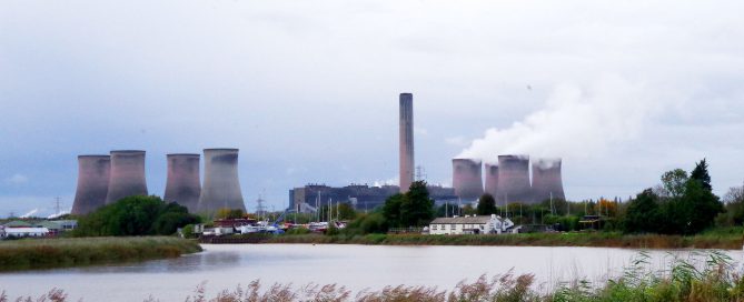 Fiddler's Ferry Power Station - Oct 2018 - Image by Jonathan Aylen